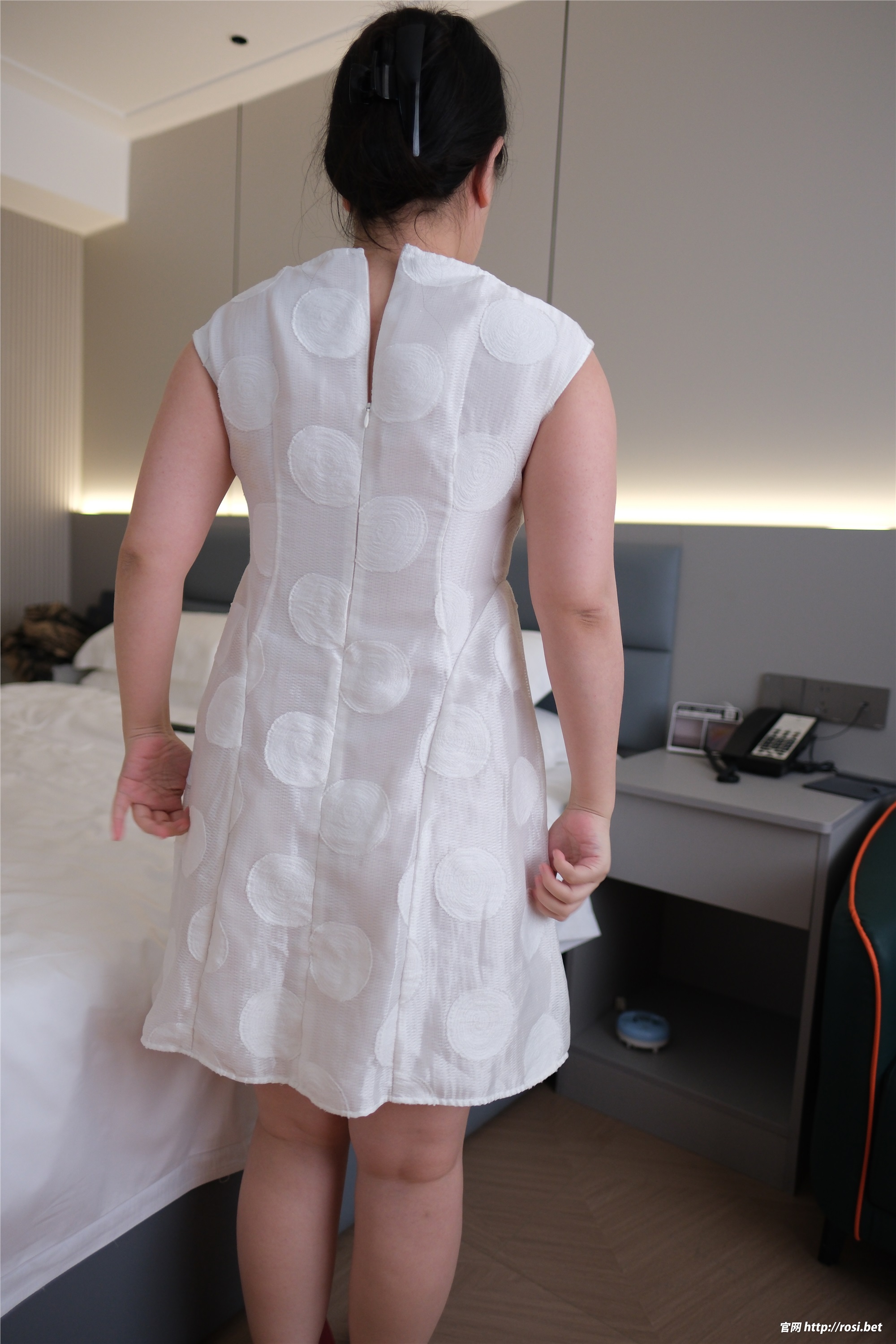 ROSI写真 2025.12.22 NO.5131